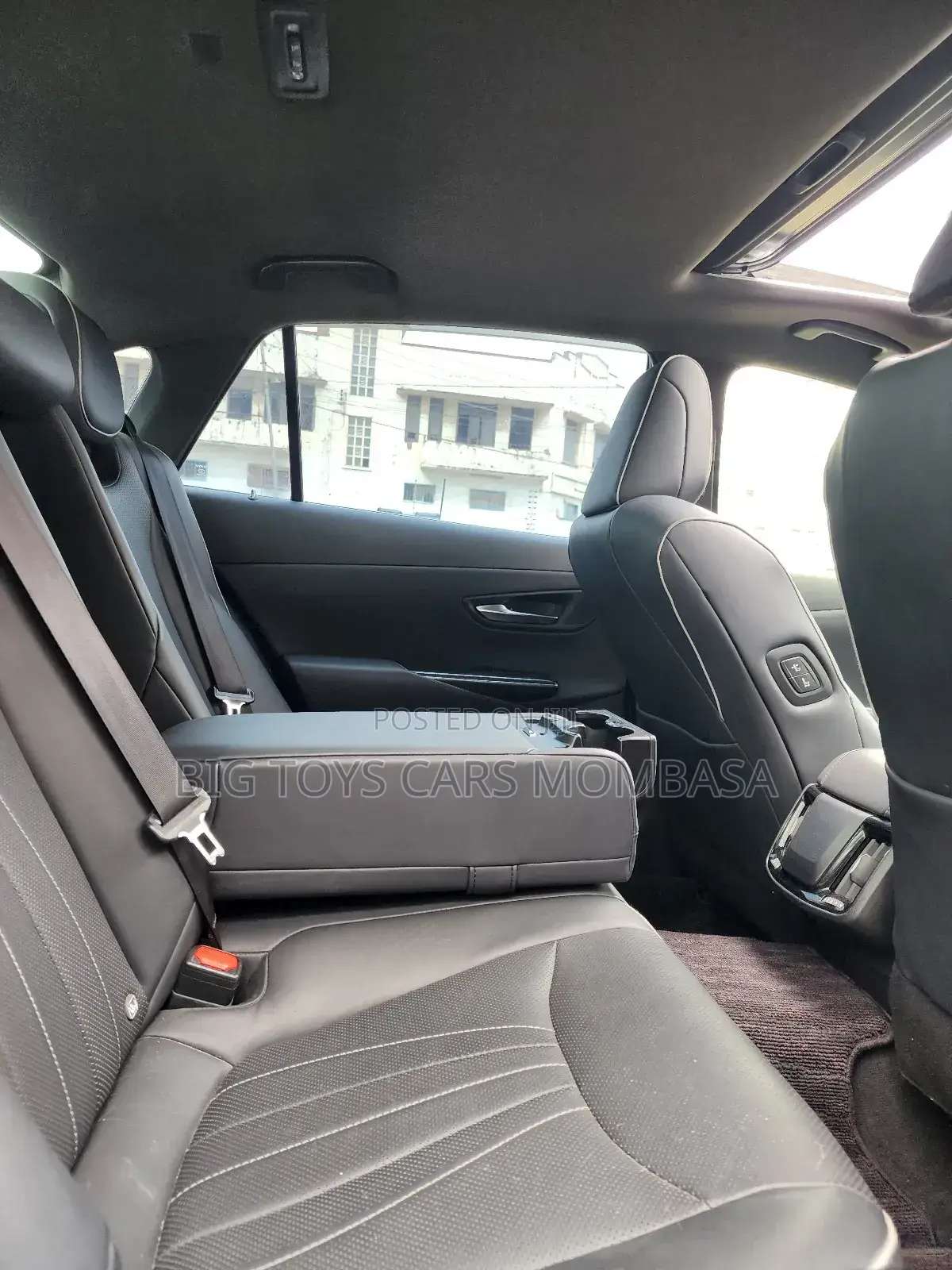 Toyota Crown 2018 Black