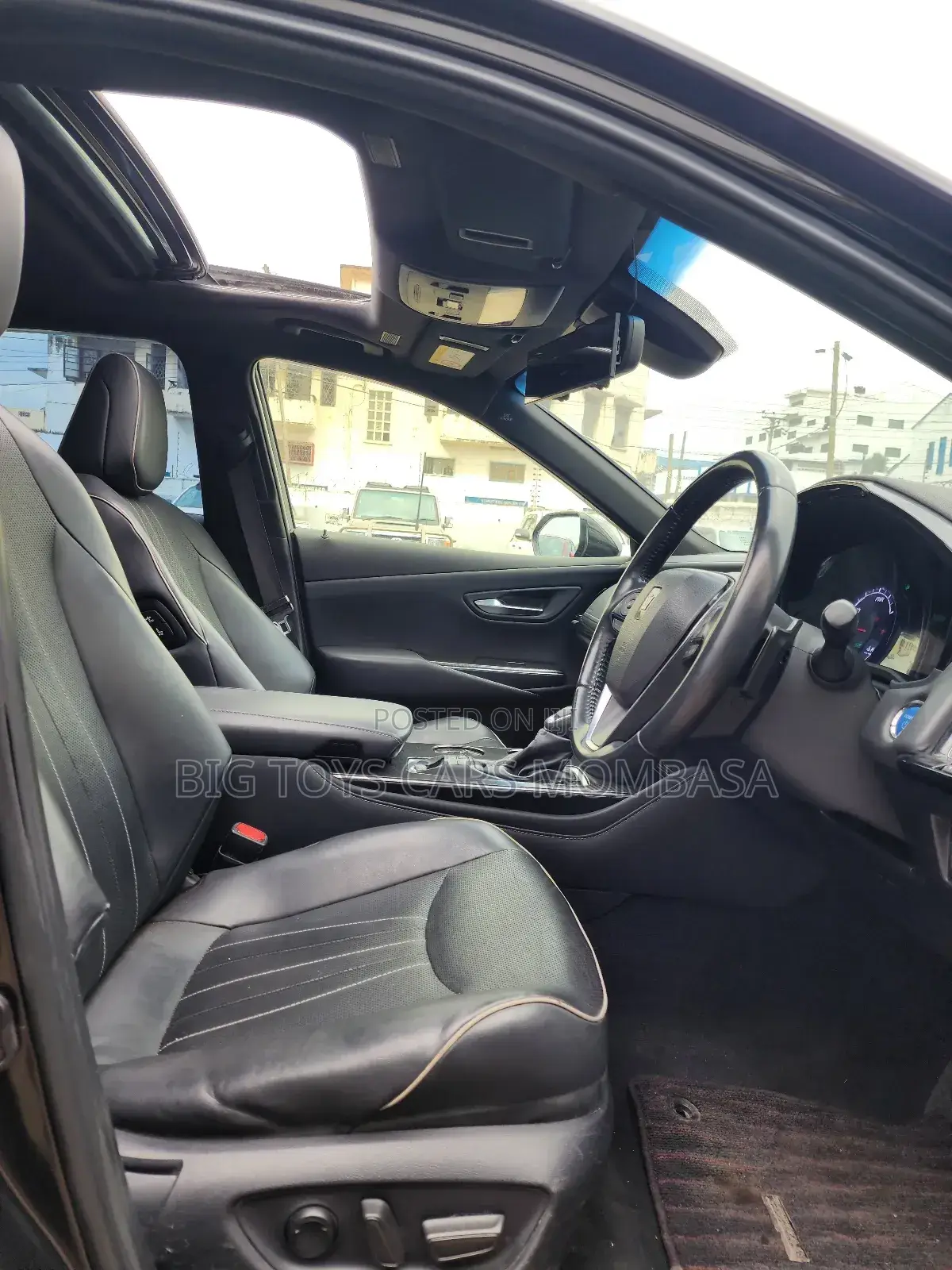 Toyota Crown 2018 Black