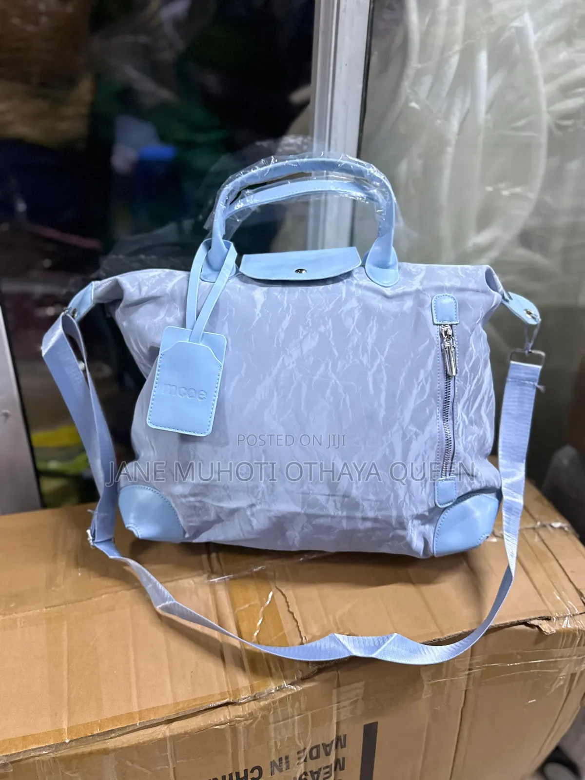 Elegant Everyday Handbag