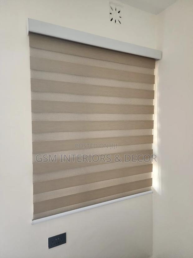 Beige Horizontal Blinds for Kitchen Area Windows