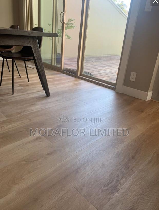Reliable SPC Flooring for Daily Use - main view