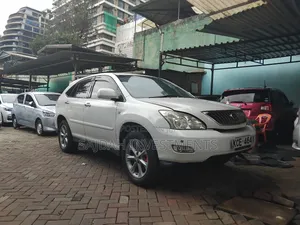 Toyota Harrier 240G 2009 White