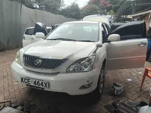 Toyota Harrier 240G 2009 White