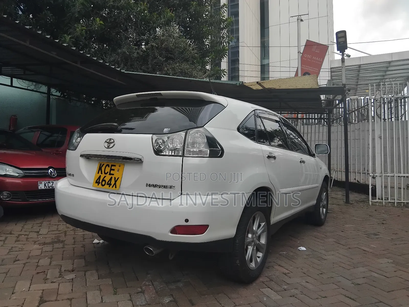 Toyota Harrier 240G 2009 White