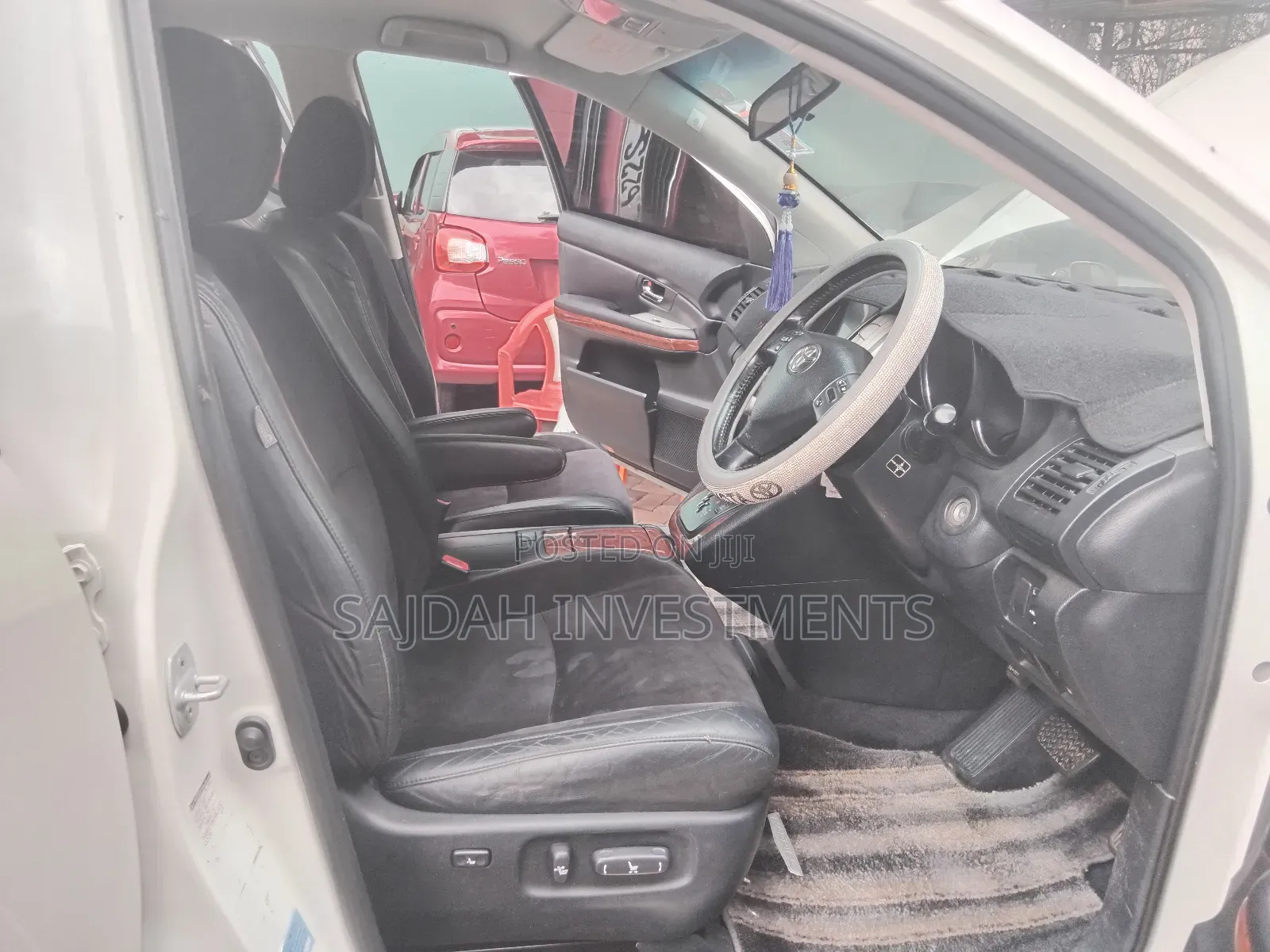 Toyota Harrier 240G 2009 White