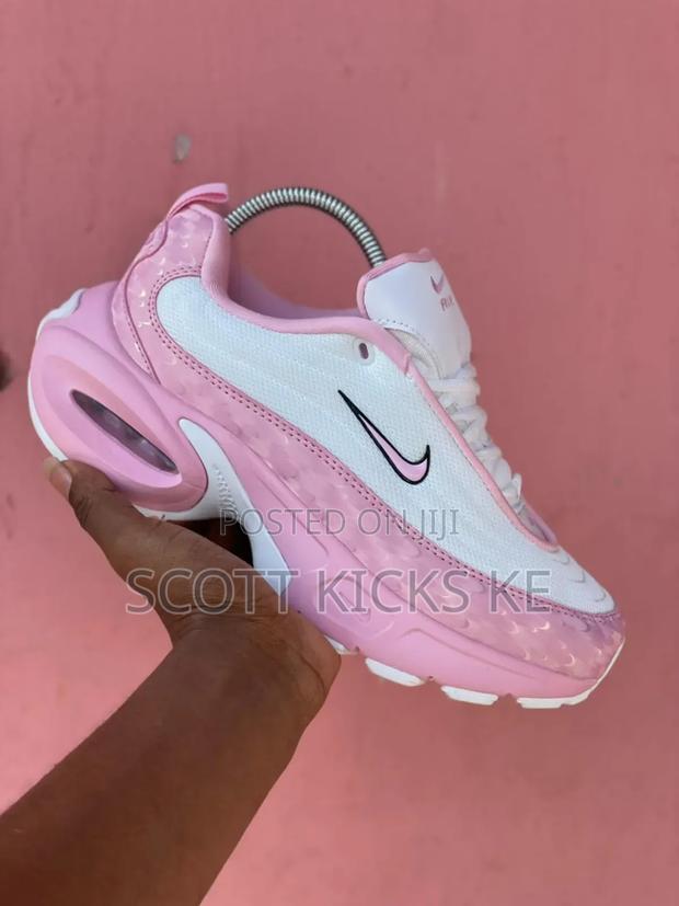 Nike Portal Pink Ladies Sneakers