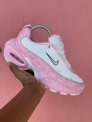 Nike Portal Pink Ladies Sneakers