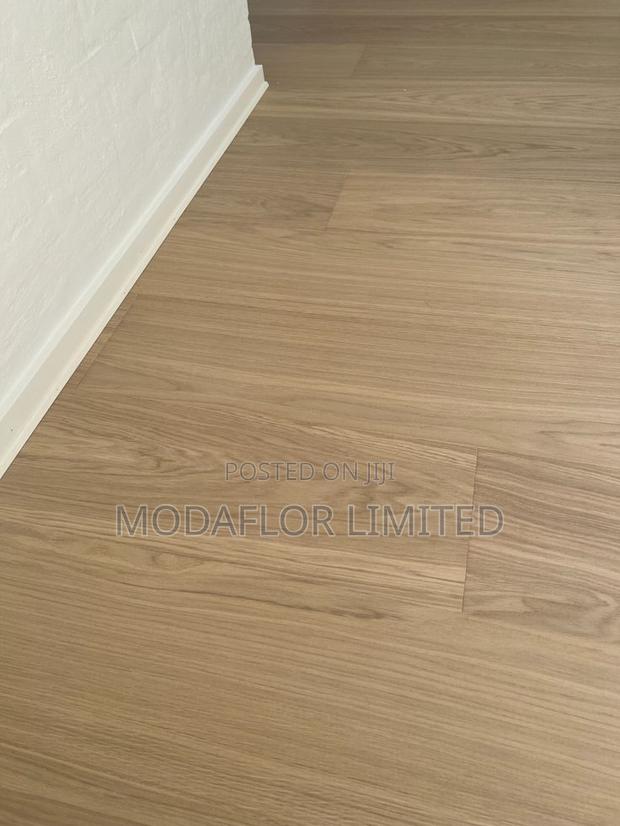 Stone Plastic Composite Flooring – Smart Floor Choice - main view