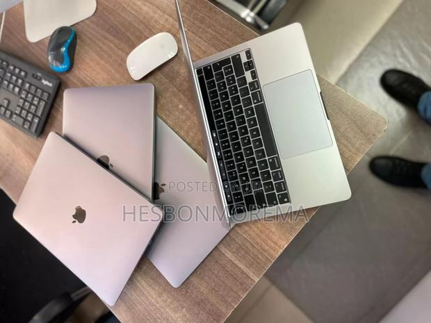 Laptop Apple MacBook Pro 8GB Apple M1 Pro SSD 512GB - main view