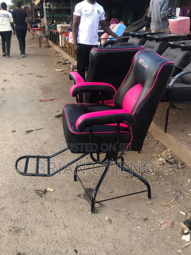 Classic Barber Chairs - main view