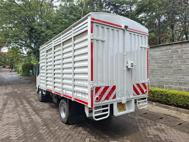Isuzu NMR 2024 - thumbnail 2