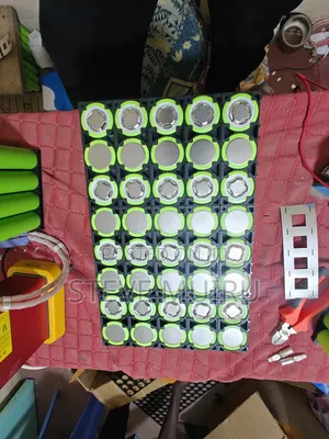 25.6v 80ah (2048wh)