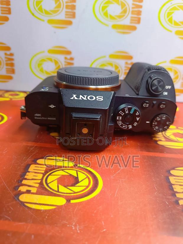 Sony A7iii Professional Mirrorless Camera - thumbnail 4