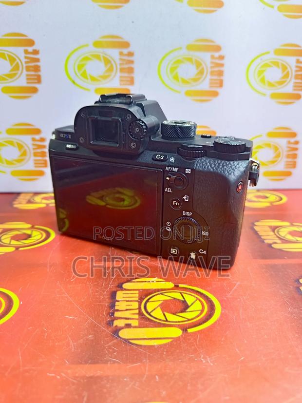 Sony A7iii Professional Mirrorless Camera - thumbnail 5