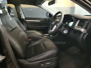 Toyota Kluger 2016 Black