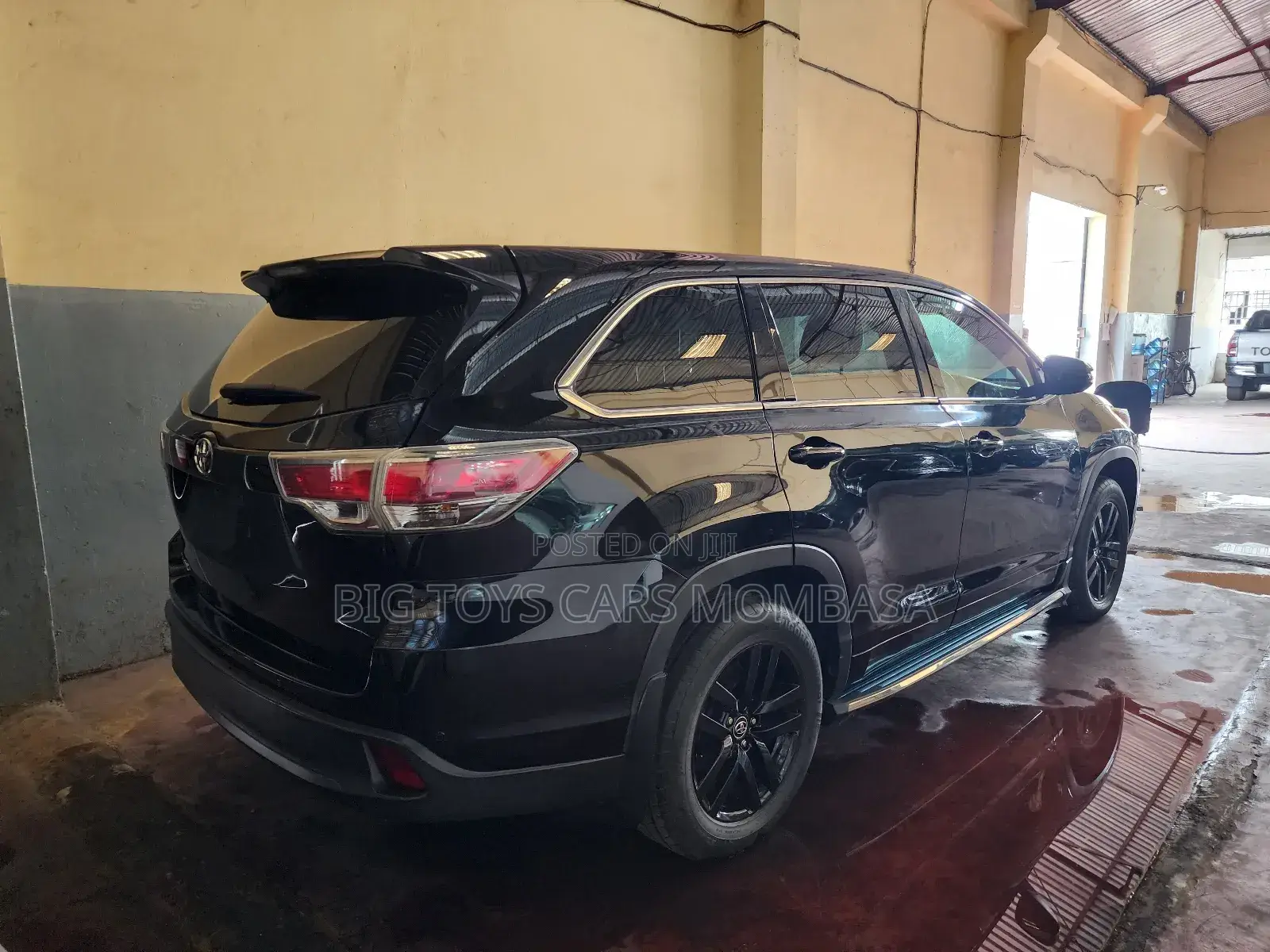 Toyota Kluger 2016 Black