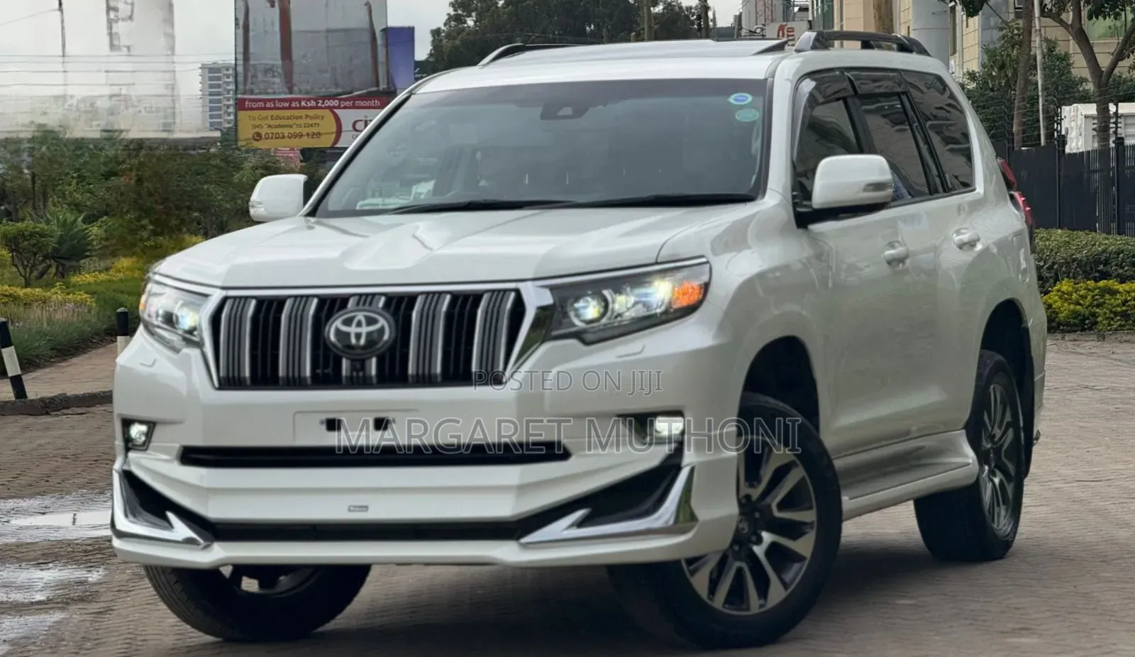 Toyota Land Cruiser Prado 2023 White