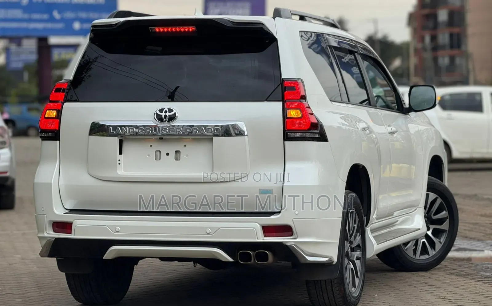 Toyota Land Cruiser Prado 2023 White