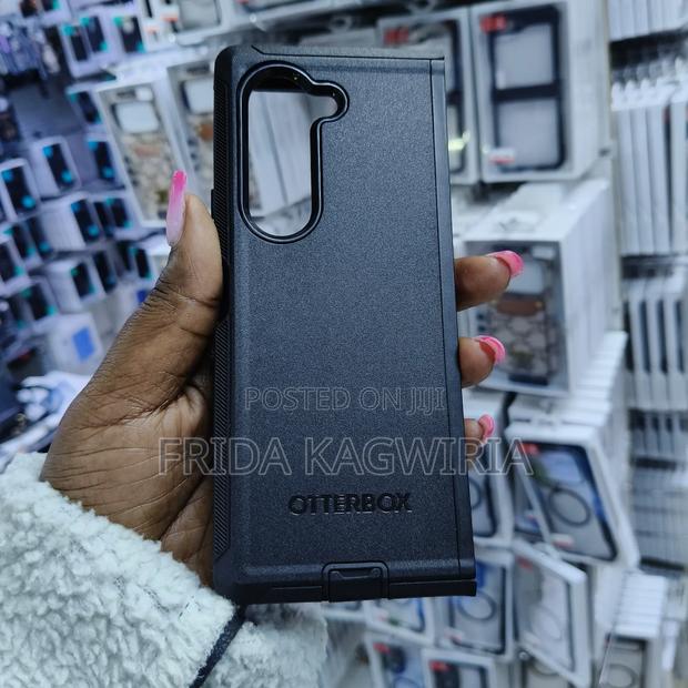 Otterbox Defender Back Cover For Samsung Galaxy Fold 6 - thumbnail 2