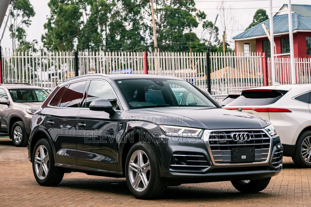 Audi Q5 2.0T Premium AWD quattro 2019 Gray