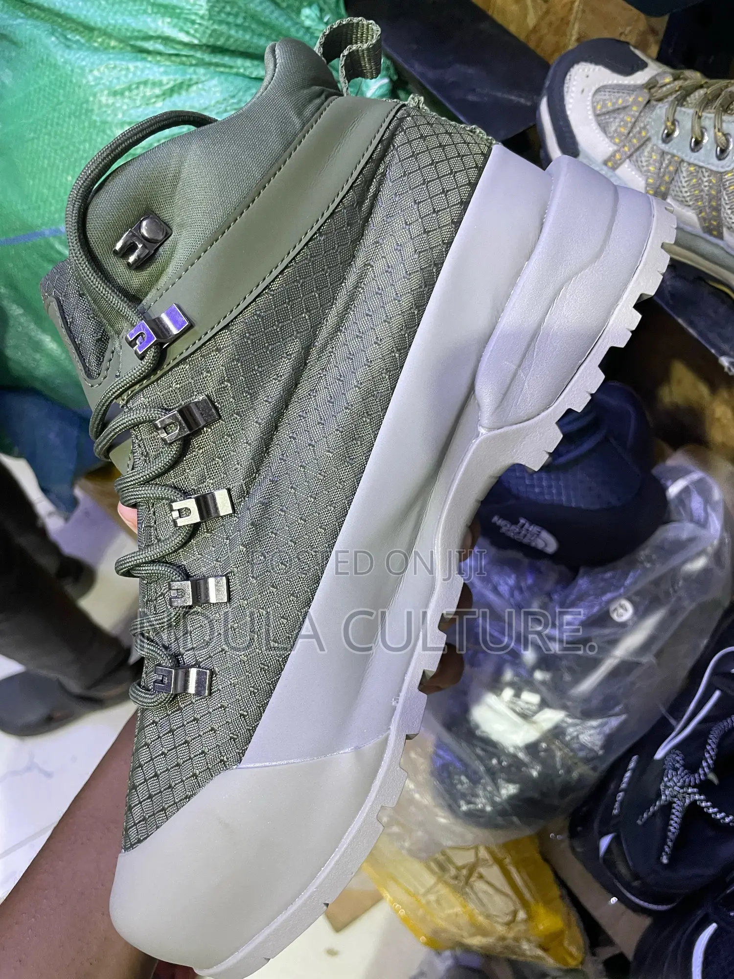 The North Face Boots High Cut $Low Cut