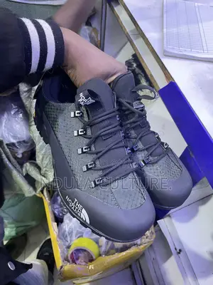 The North Face Boots High Cut $Low Cut