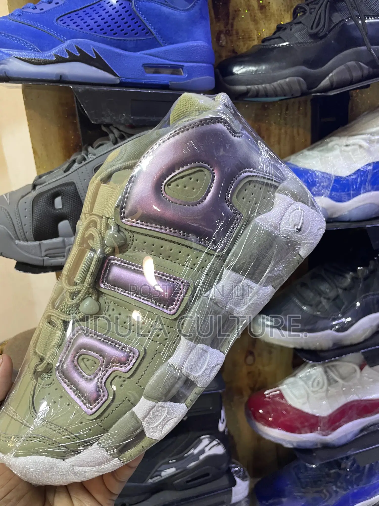 Nike Uptempo