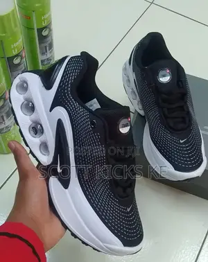 Nike Dn Unisex Sneakers
