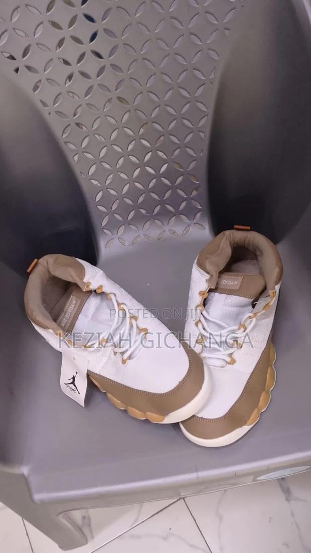 Sport Shoes - thumbnail 5