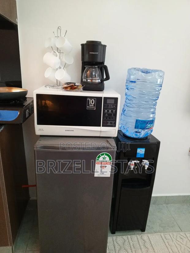 Airbnb Brizelle Studios - thumbnail 12