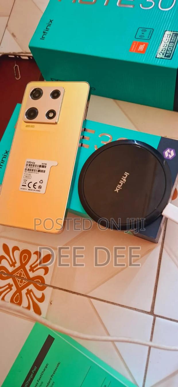 Infinix Note 30 Pro 256 GB Gold - thumbnail 3