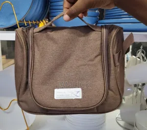 Portable Travel Cosmetic Bag - Av