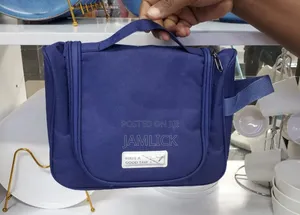 Portable Travel Cosmetic Bag - Av