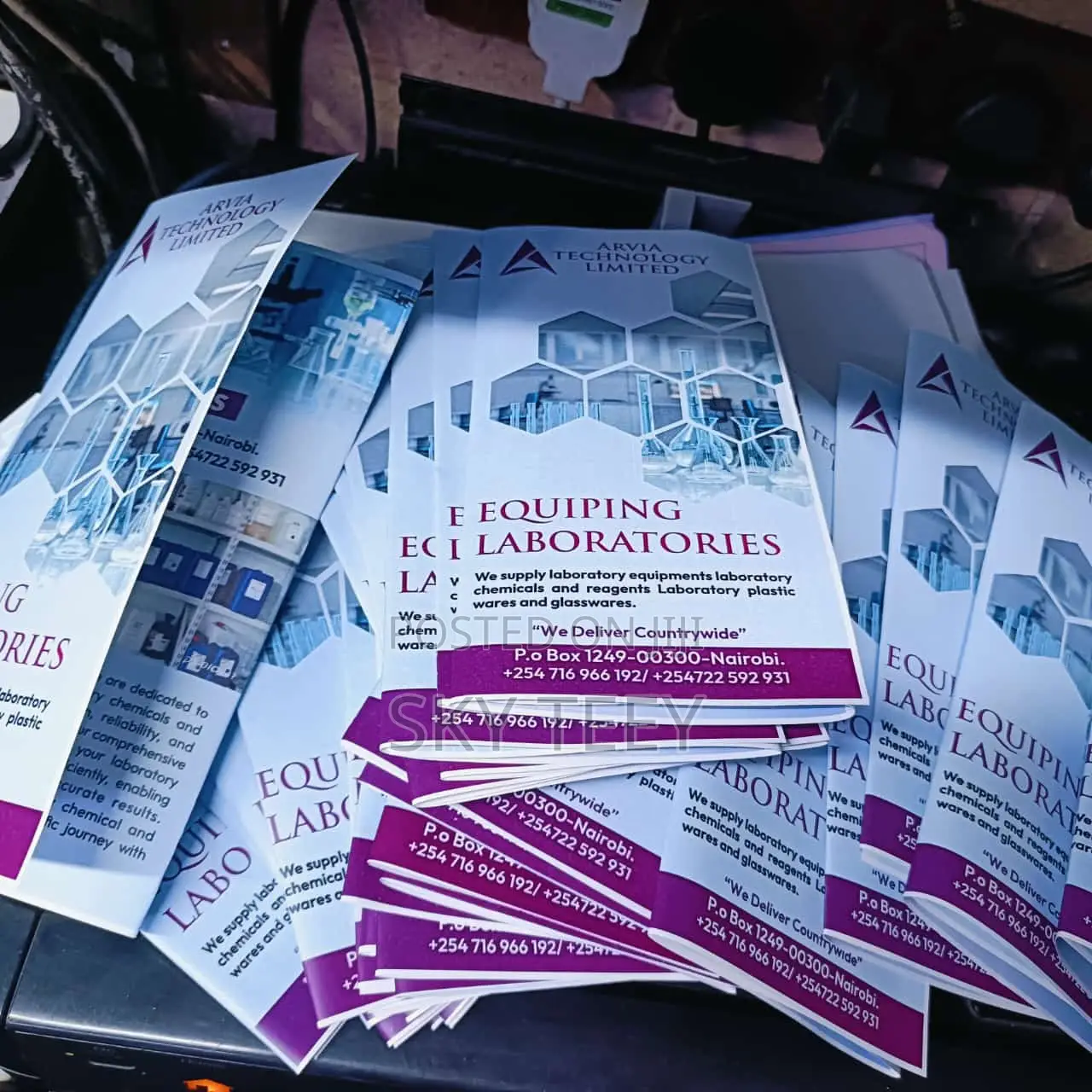Bronchures Design and Print