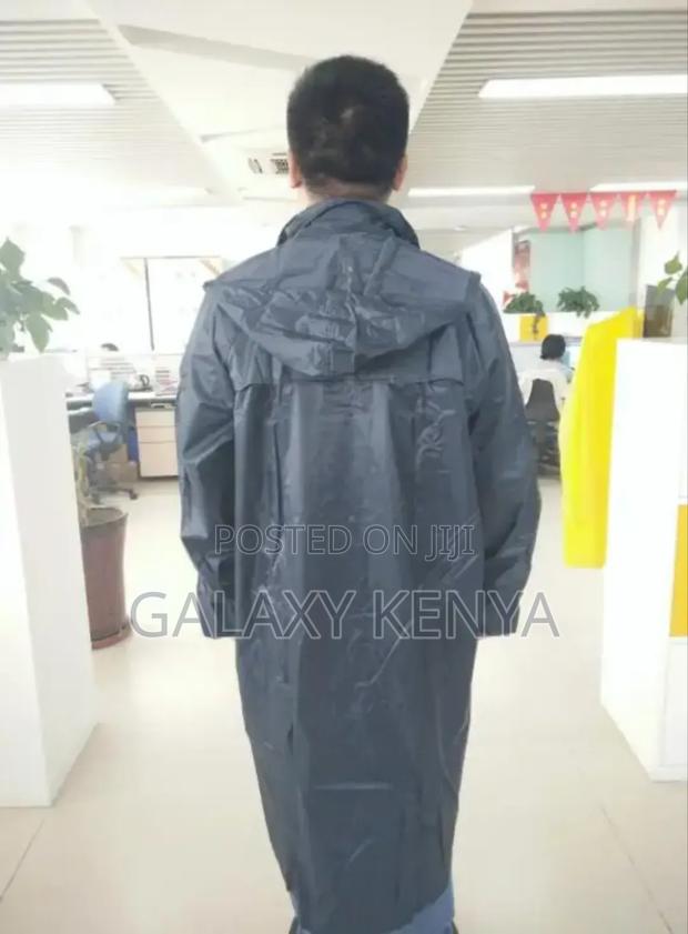Adults Raincoats - thumbnail 3