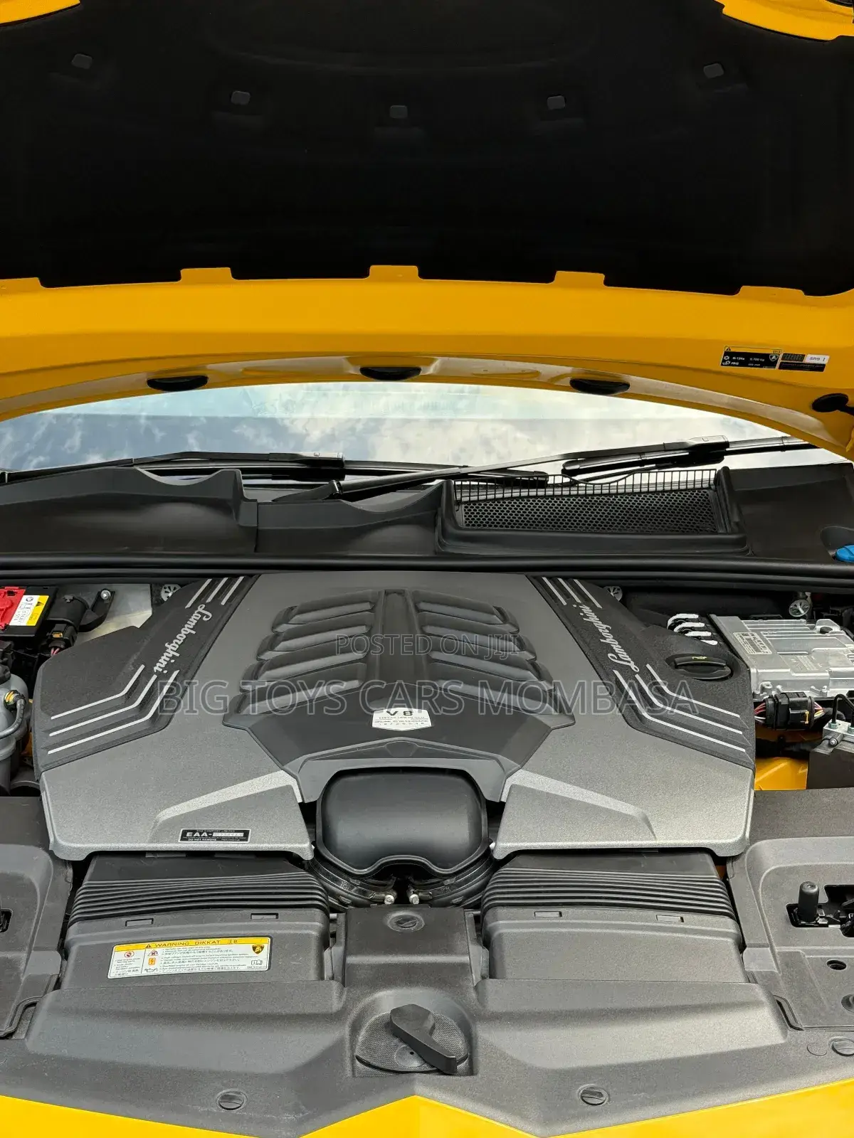 Lamborghini Urus Base 2019 Yellow
