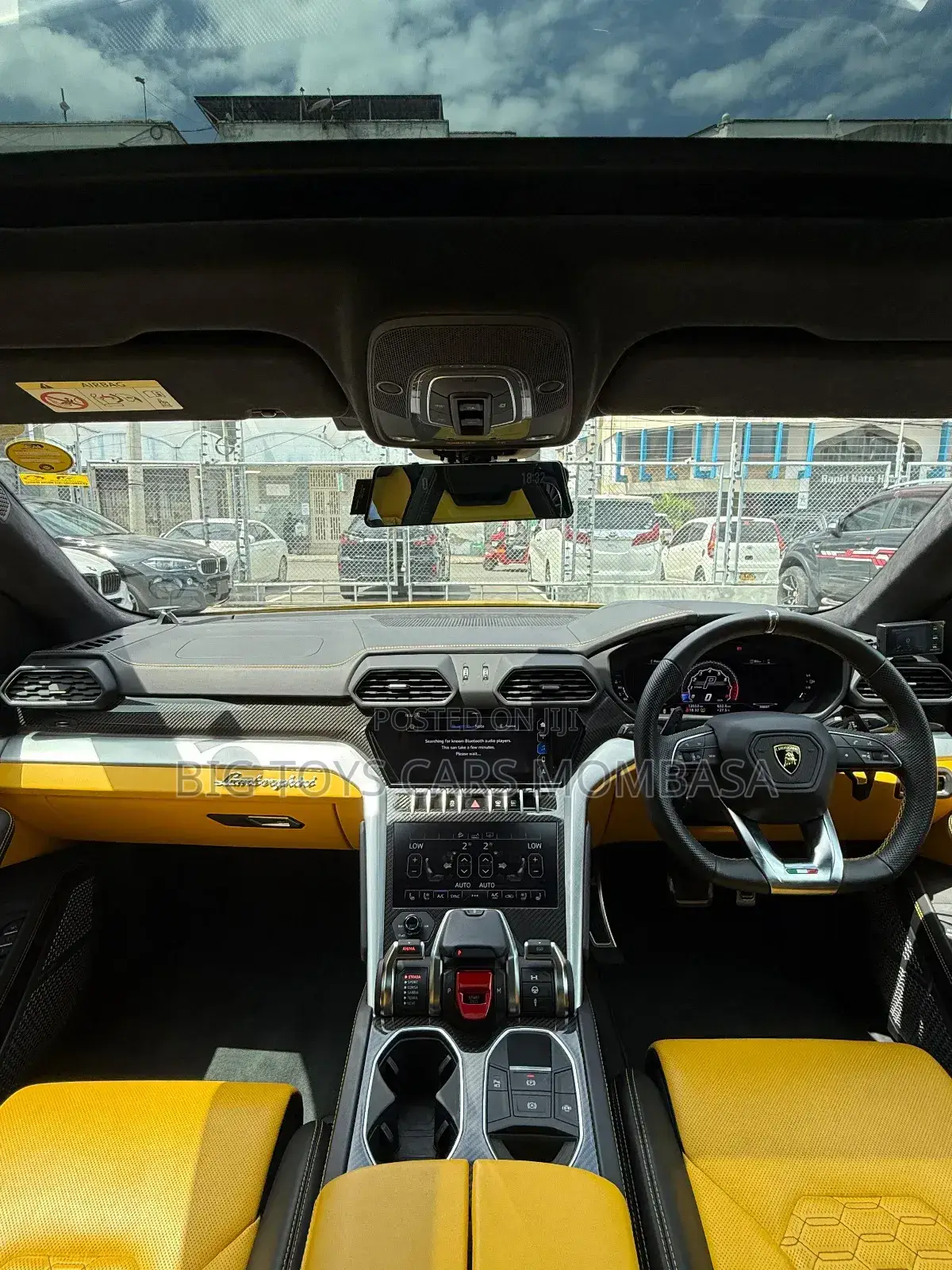 Lamborghini Urus Base 2019 Yellow