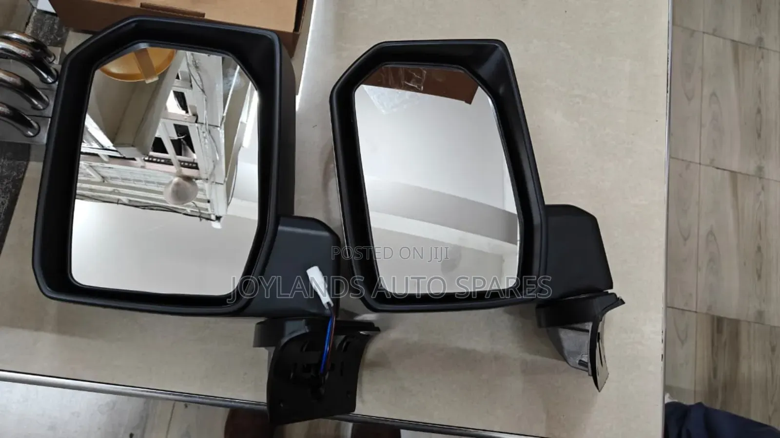 Landcruiser 2014 Side Mirror Black And Chrome Automatic