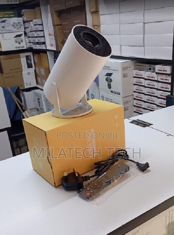 Portable Hy300 With Speaker Android Tv Projector With Wifi - thumbnail 2