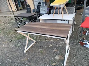 X-Shape Frame Office Working Table