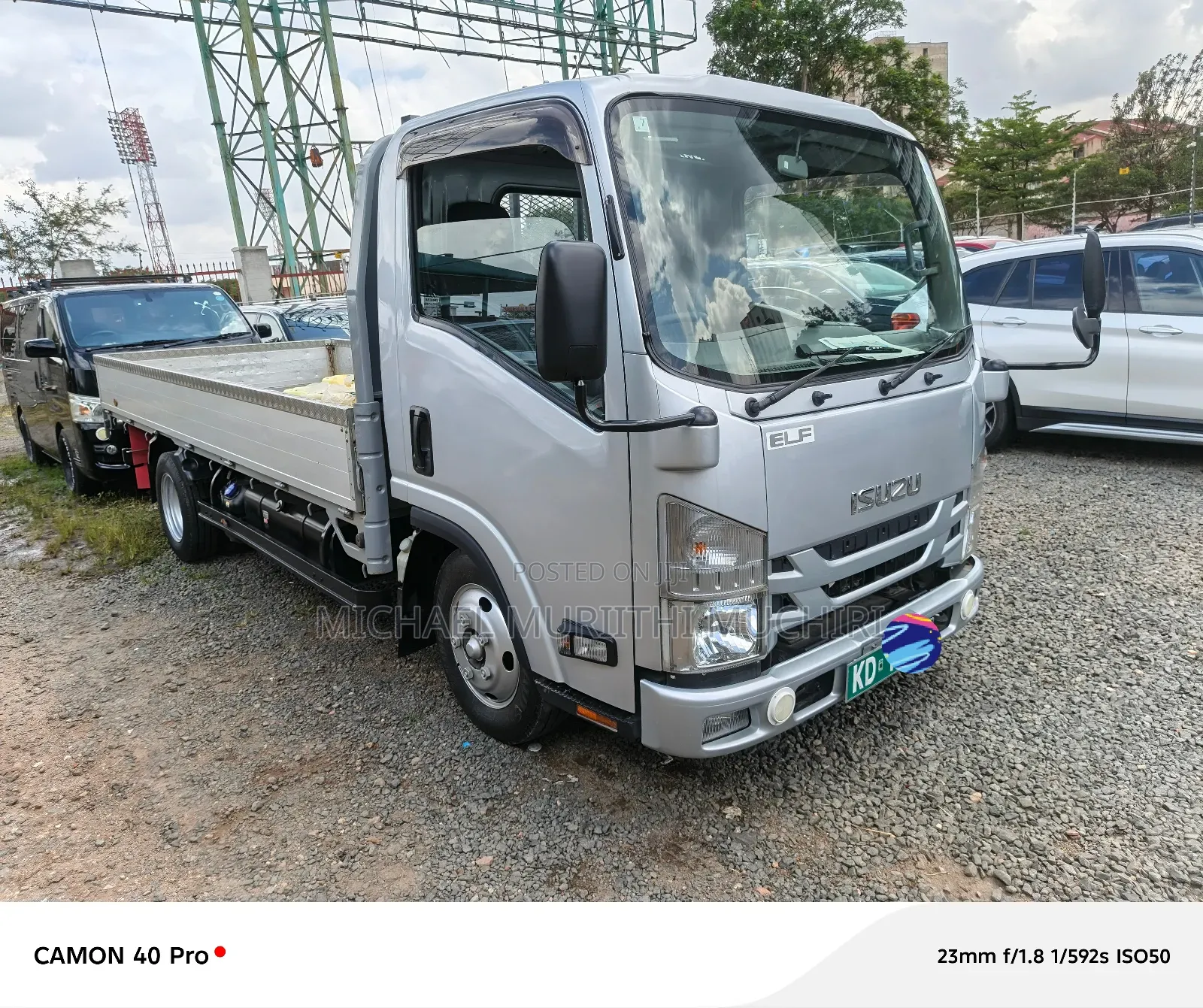 Isuzu Elf 2019yr-3000cc Diesel 2 Tonnes.
