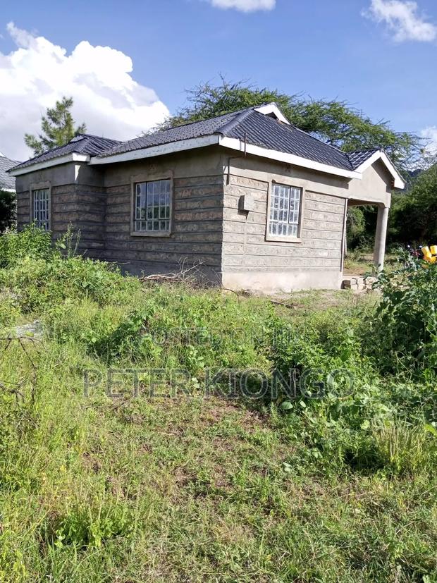 Quick Sale a Big 2 BDRMS on 1/4 Acre in Sultan Hamud - thumbnail 3