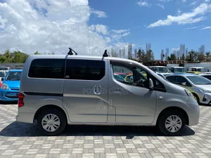 Nissan NV200 2019 Grey