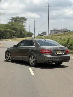 Mercedes-Benz E250 2012