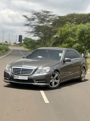 Mercedes-Benz E250 2012