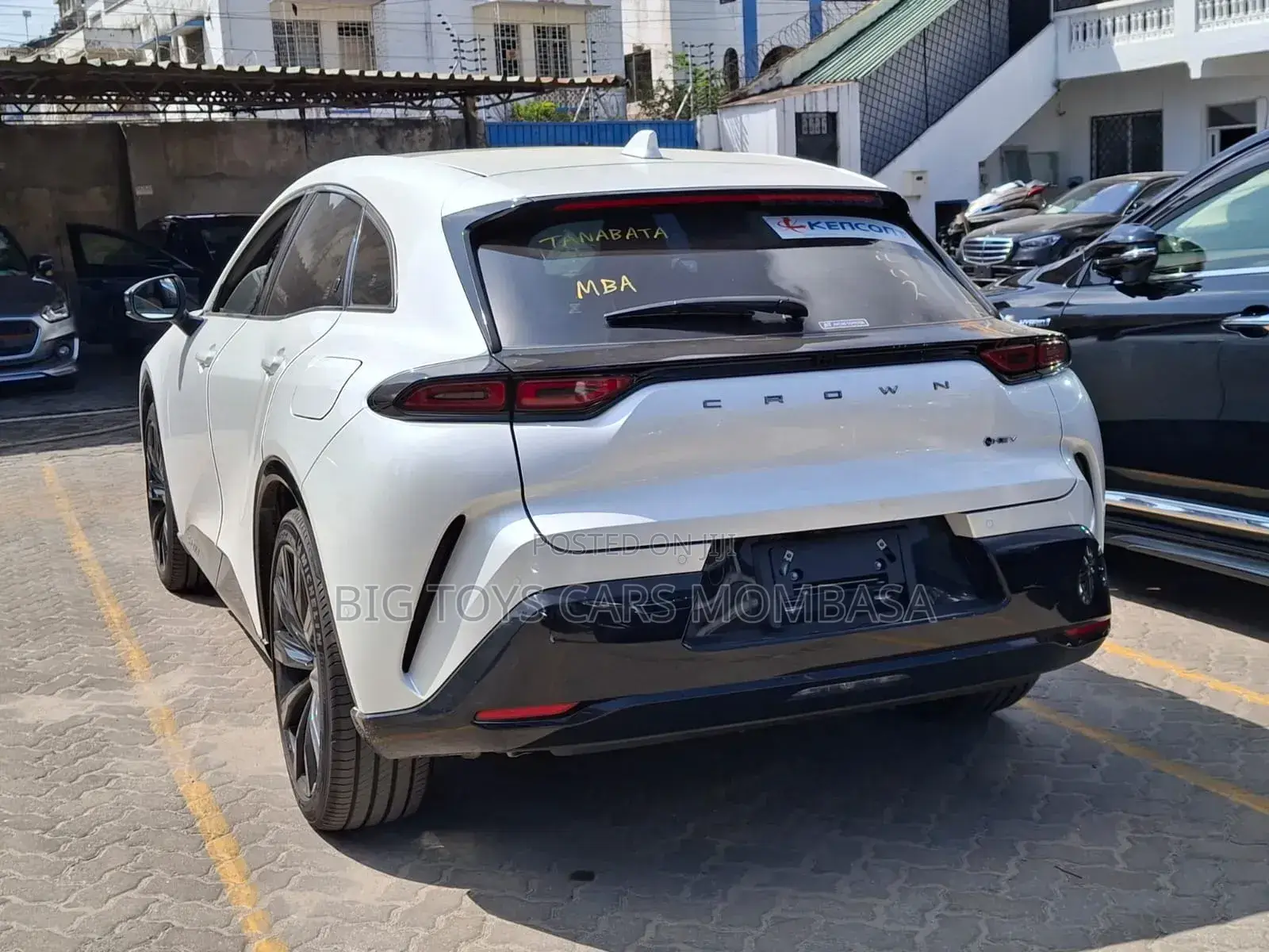 Toyota Crown 2020 White