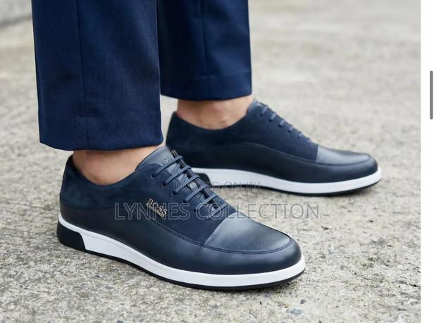 Boss Casuals - thumbnail 2