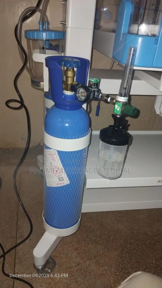 Neonatal Resuscitare Machine - thumbnail 3