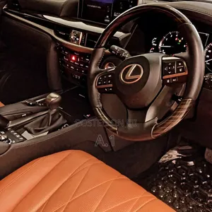 Lexus LX 570 AWD 2018 Gold