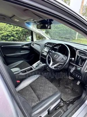 Honda Shuttle 2018 Silver